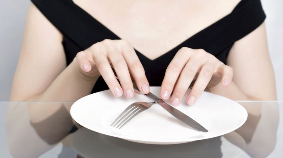 Có nên nhịn ăn để thanh lọc cơ thể?